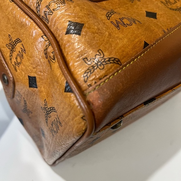 MCM SMALL COGNAC VISETOS HANDBAG - Picture 5 of 16